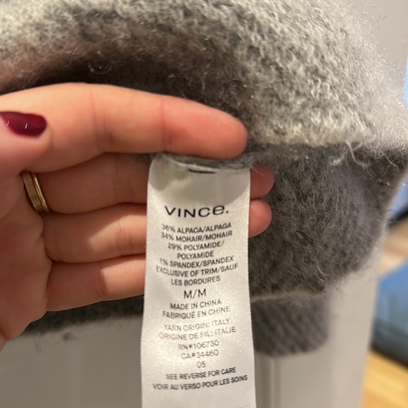 Vince alpaca sweater - Picture 3 of 3
